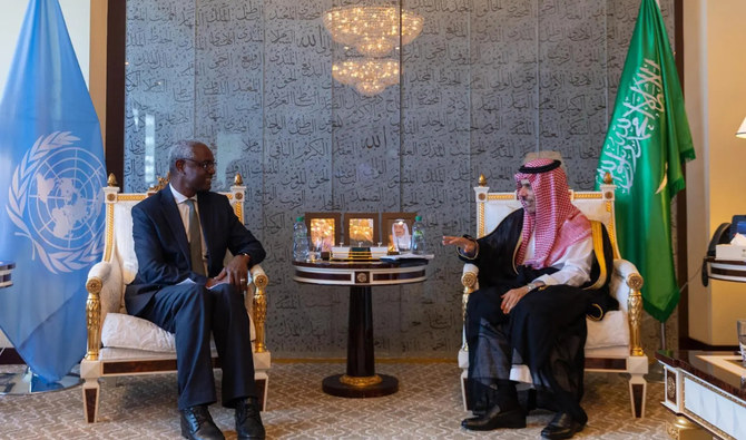 Saudi Foreign Minister Prince Faisal bin Farhan met with Ibrahim Thiaw, executive secretary of the UN Convention to Combat Desertification. (SPA)