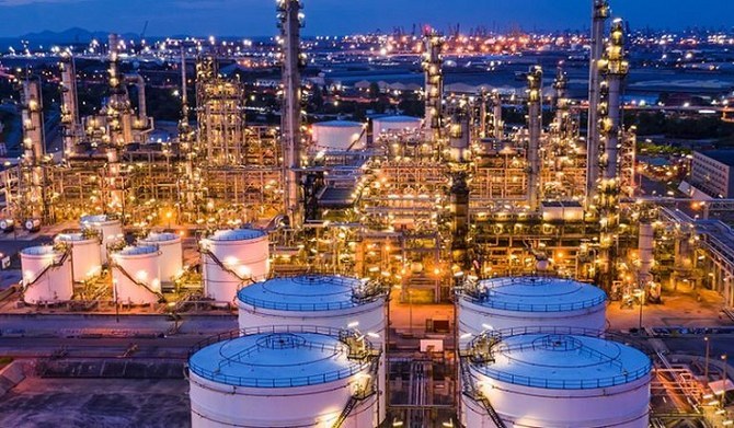With the new decision, Saudi Arabia’s oil output for October, November, and December will be approximately 9 million barrels per day. (File)