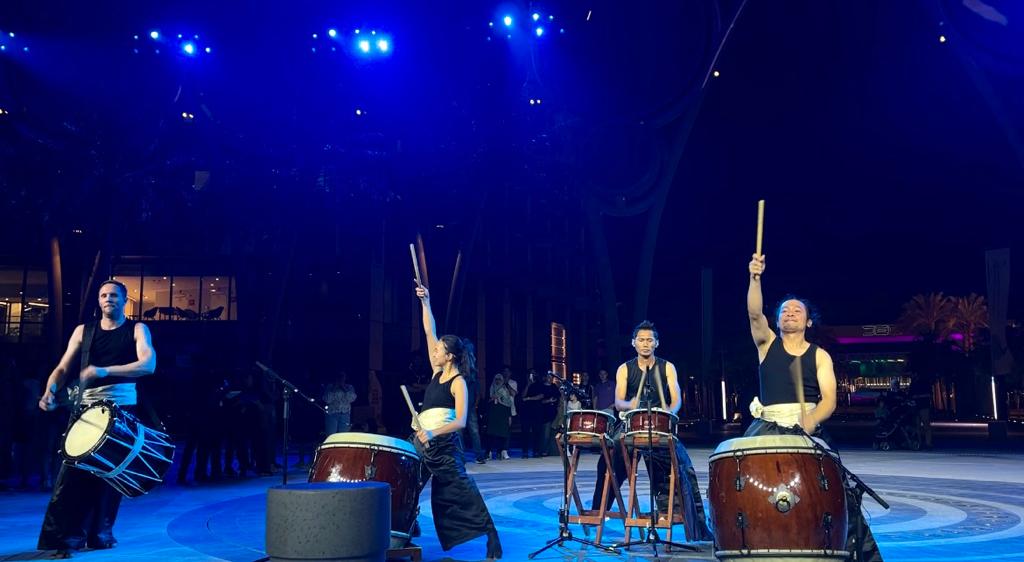 Japanese Taiko Drumming band Shoten performing between Sekiguchi's performances. (ANJ)