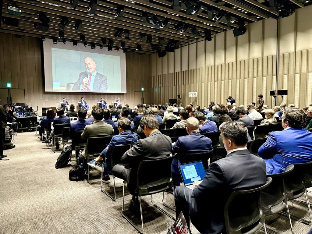The forum noted the challenges in space “such as space debris, planetary environmental damage, and limited resources for digital communication.” (ANJ)
