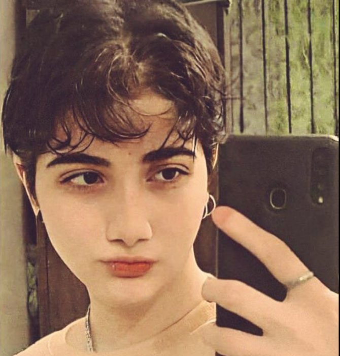 A 16-year-old Iranian girl, identified as Armita Garawand, left in a coma and is being treated in hospital under heavy security after an assault on the Tehran subway. (X/@abelbalb)