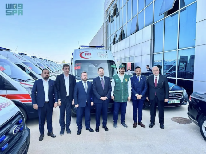 Saudi Arabia’s King Salman Humanitarian Aid and Relief Center has delivered 20 fully equipped ambulances to the Turkish Ministry of Health. (SPA)
