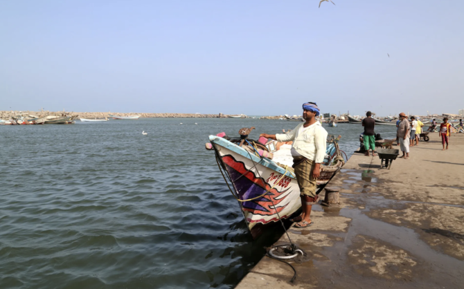 Authorities in southern Yemen have declared a state of emergency, suspended schools and told fishermen stay home as the country braces for Cyclone Tej. (Reuters/File Photo)