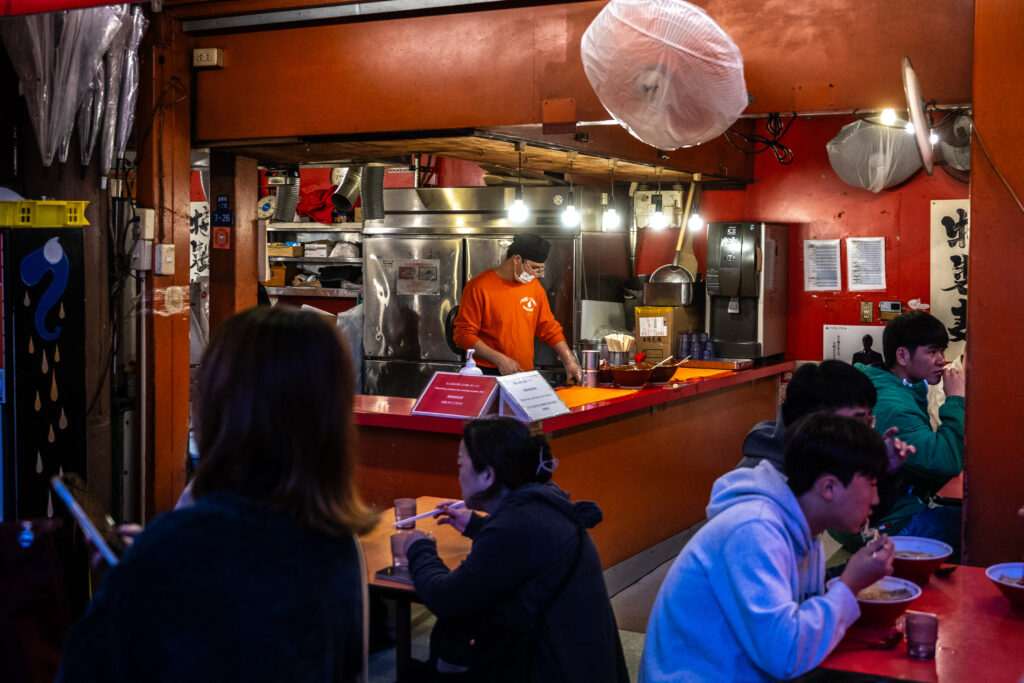 Sales at Japanese-style fast food restaurants rose 13.2 percent thanks to the popularity of their autumn menus. (AFP)