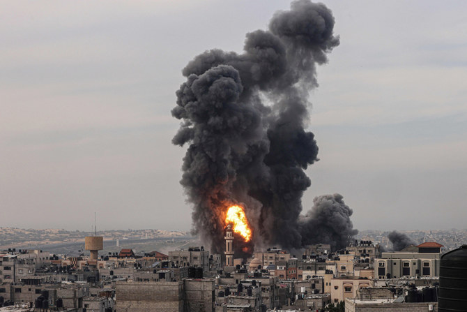 Smoke billows after an Israeli strike over Rafah in the southern Gaza Strip on December 20, 2023, amid ongoing battles between Israel and the Palestinian militant group Hamas. (AFP)
