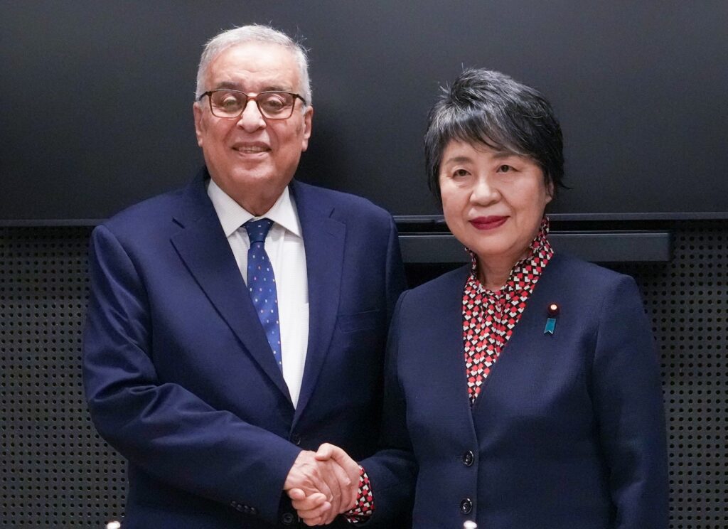 Kamikawa also stated that Japan is paying close attention to the continued exchange of fire with Israel in southern Lebanon with great concern. (MOFA)
