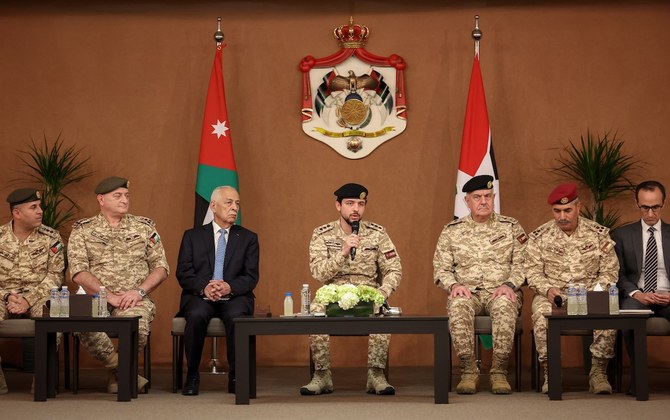 Jordan’s Crown Prince Hussein bin Abdullah visited personnel from the Jordanian field hospital, team Gaza/76. (Petra)