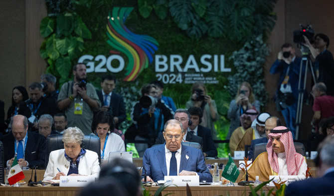 Prince Faisal stressed the importance of international institutions’ commitment to fulfill their obligations at the global level. (SPA)