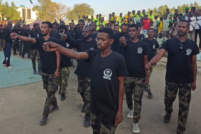 Sudanese youths attend a military training in the city of Gedaref, eastern Sudan, on Feb. 26, 2024, in a show of support for the Sudanese Armed Forces. (AFP photo)