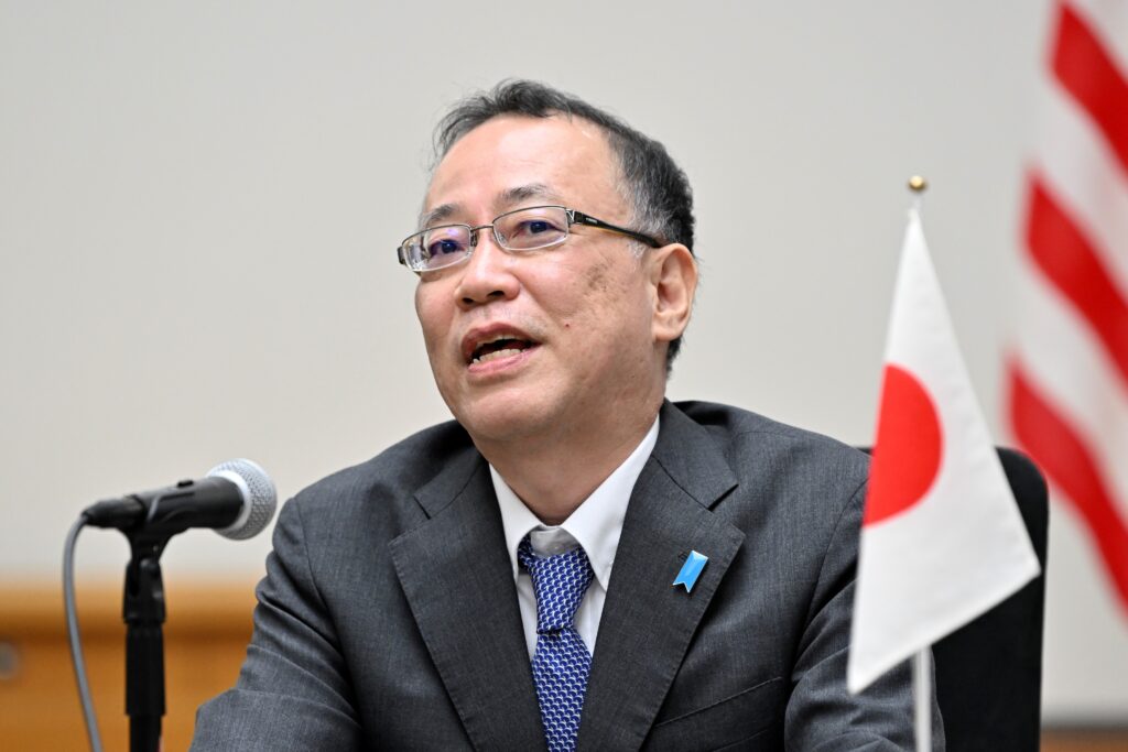 Japan’s Senior Deputy Minister for Foreign Affairs FUNAKOSHI Takehiro replaced Foreign Minister KAMIKAWA Yoko at the G7 meeting in Munich.