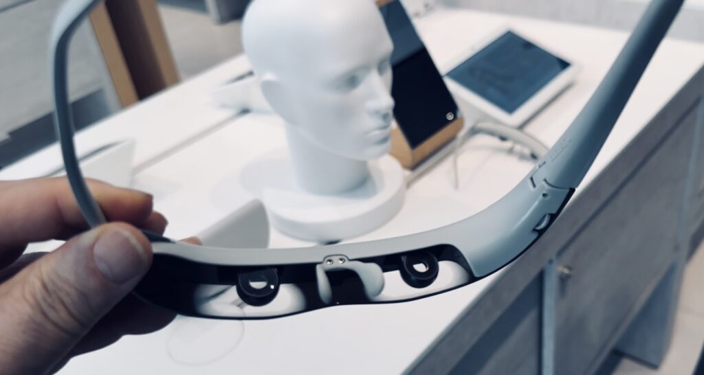ViXion01, the next-generation eyewear, features an auto-focus function that measures the distance to what you are looking at with a sensor. (ANJ)