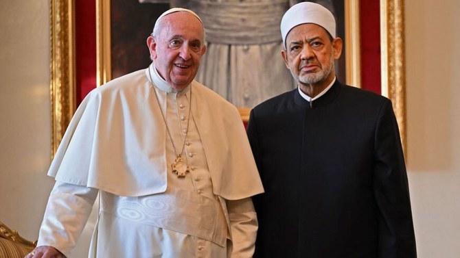 Pope Francis and Sheikh Ahmed Al-Tayeb, Sakhir, Bahrain, Nov. 4, 2022. (AFP)