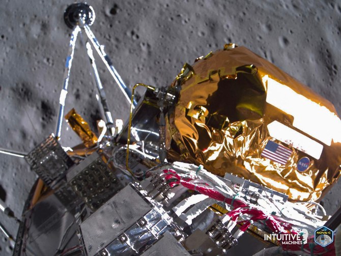 This image shows the Odysseus lunar lander approximately 30 meters above the lunar surface before landing-AFP/Intuitive Machines