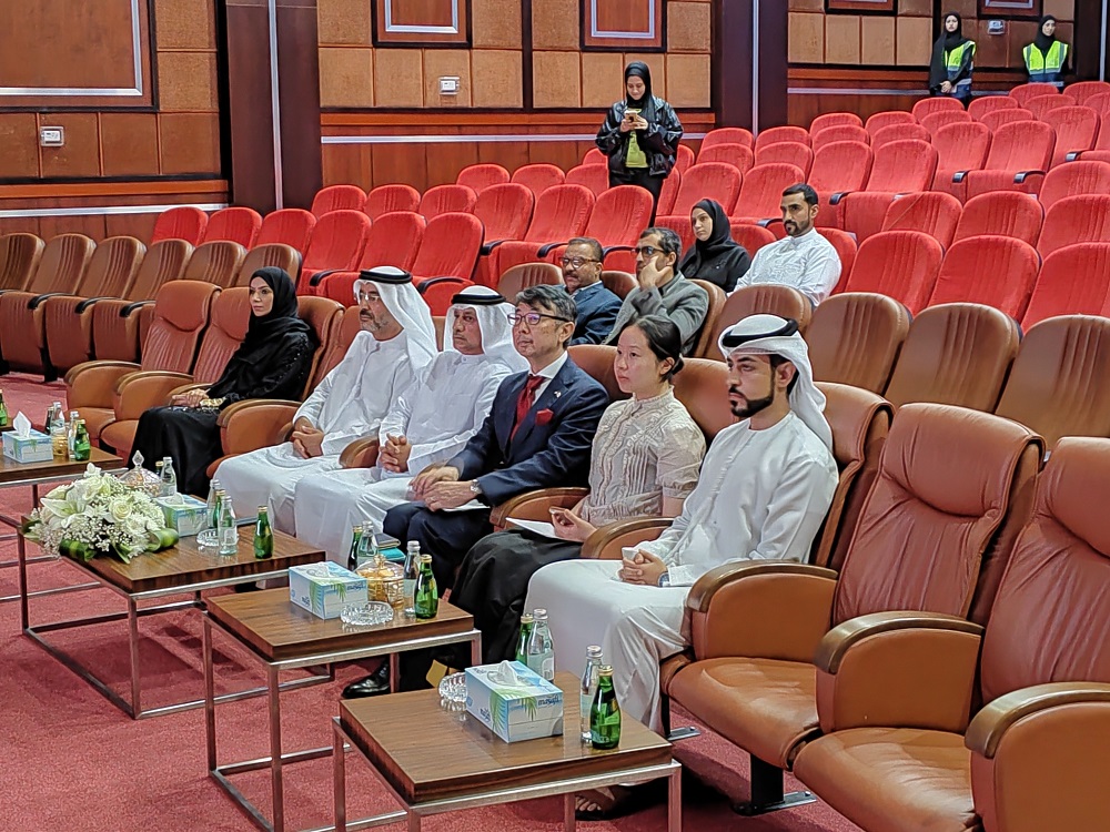 The event was attended by Nasser Mohammed Al Yamahi, Executive Director of the Fujairah Culture and Media Authority and Khaled Al Dhanhani, Chairman of the Board of Directors of Fujairah Social and Cultural Association.