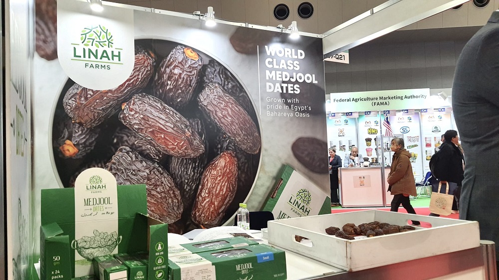 The dates are grown at Egypt’s Bahareya Oasis, which has the ideal climate for growing as well as rich soil, no pollution and plenty of sunshine. (ANJ)