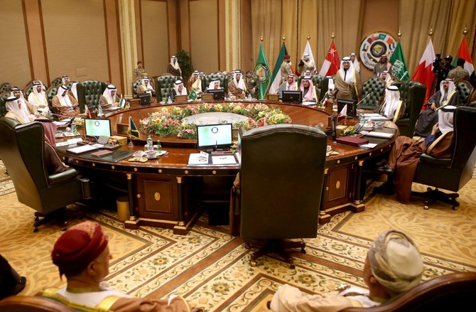 A picture taken on December 4, 2017 shows a general view of the meeting of the Gulf Cooperation Council (GCC) of foreign ministers at the Bayan palace in Kuwait City. (File/AFP)