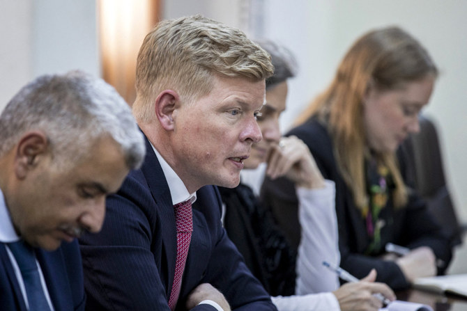 Hans Grundberg (C), the United Nations' special envoy for Yemen, meeting with local officials in the country's third city of Taez on February 12, 2024. (AFP/File)