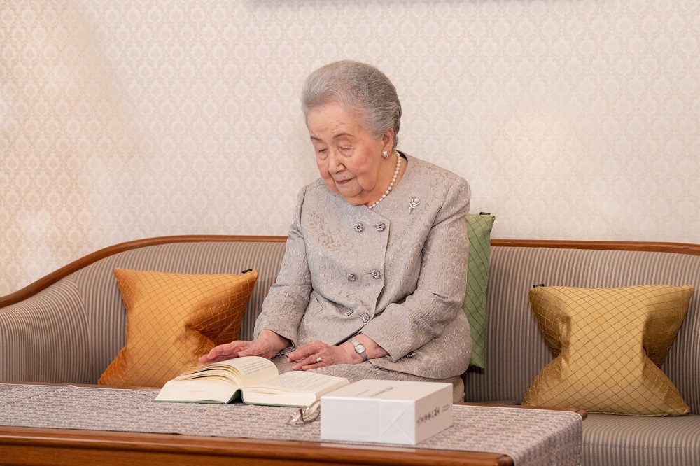 The 100-year-old princess, staying at St. Luke's International Hospital in Tokyo's Chuo Ward, is in stable condition and is able to talk and communicate.