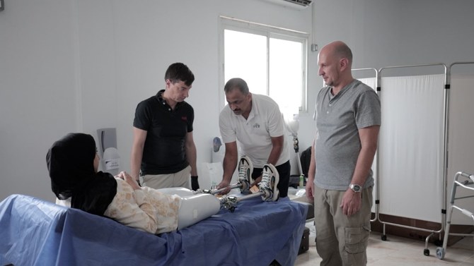 The hospital revealed plans to distribute 61 prosthetics to wounded people over several phases. (WAM)
