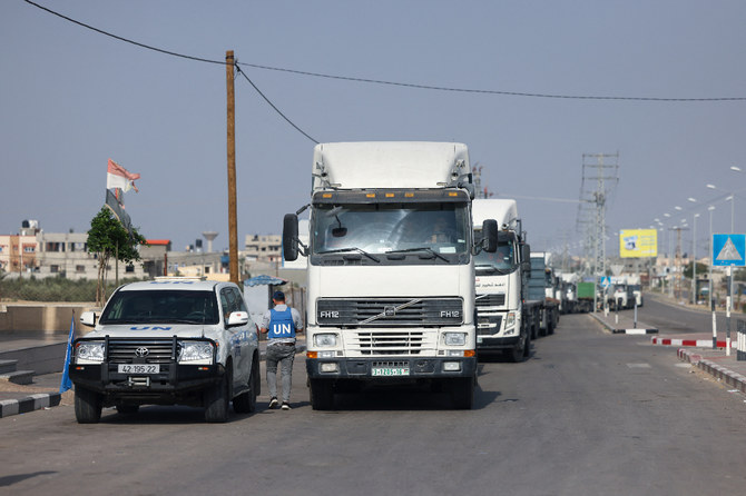 Hundreds of truckloads have been sitting on the Gaza side of the crossing unretrieved. (File/AFP)