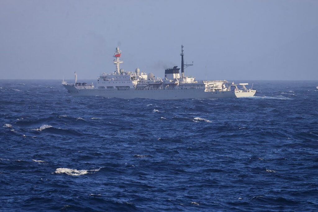 On Sunday, Prime Minister KISHIDA Fumio told Chinese Premier Li Qiang at a meeting in Seoul that Japan has serious concerns about China's activities around the islands. (AFP)
