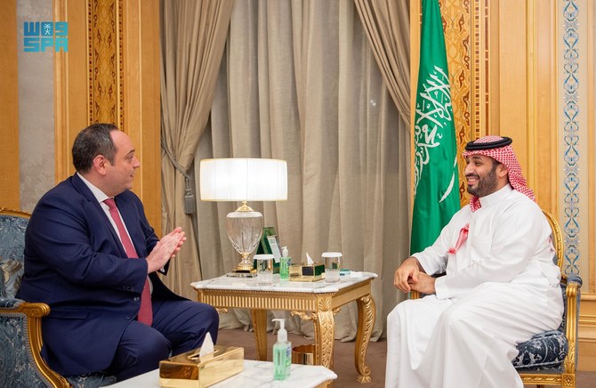 Saudi Crown Prince Mohammed bin Salman hosts the Secretary-General of the Bureau International des Expositions Dimitri Kerkentzes on Wednesday. (SPA)