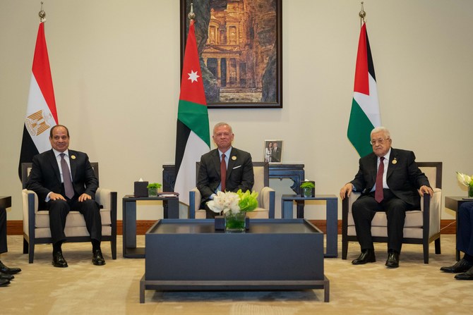 Jordan’s King Abdullah III meets with Egyptian President Abdel Fattah El-Sisi and Palestinian President Mahmoud Abbas. (Petra News Agency)