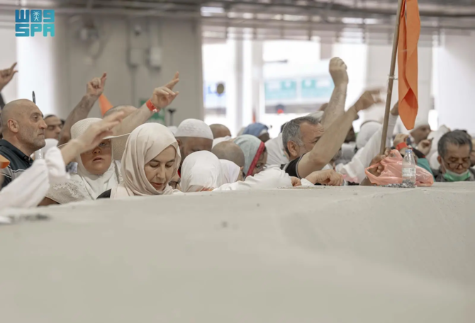 Numerous designated pathways across the various floors of the Jamarat facility ensured a smooth flow of pilgrims and eased crowd management. (SPA)