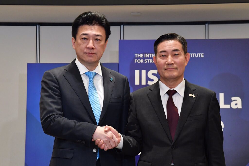 The ministers vowed to strengthen security cooperation between Japan and South Korea and between the two countries and the United States, based on the outcome of their Saturday meeting. (Japan's Ministry of Defense)