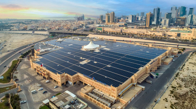 The Bahrain Mall's solar project produces 10 million KWH of clean energy yearly. (YellowDoorEnery photo)