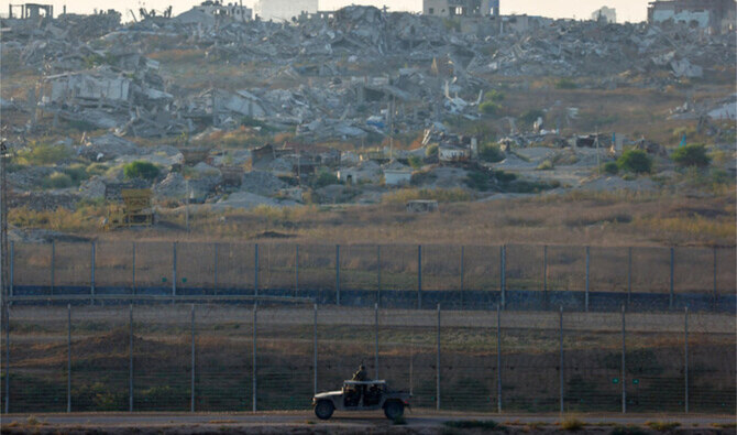 The Saudi Ministry of Foreign Affairs strongly condemned what it described as a blatant Israeli intrusion by Israeli Prime Minister Benjamin Netanyahu into a Palestinian-controlled area of the Jordan Valley. (Reuters/File)
