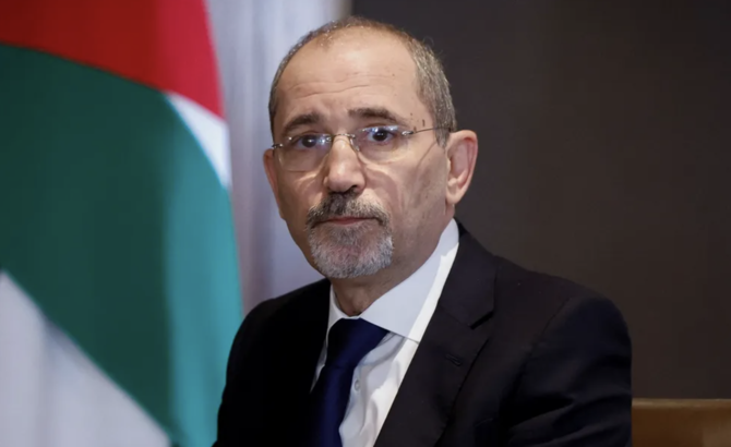 Ayman Safadi took to his official X account on Sunday evening to denounce the Israeli government’s actions and urge immediate international intervention.