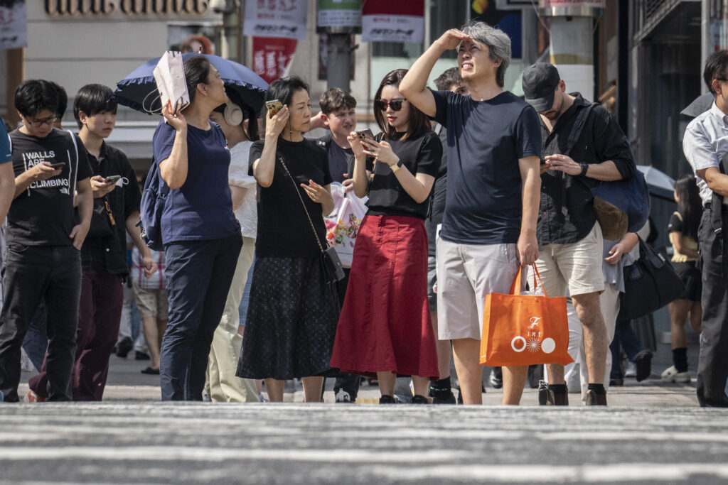 Across the archipelago the month's average temperature was 2.52 degrees Celsius higher than usual, the Japan Meteorological Agency said Tuesday. (AFP)