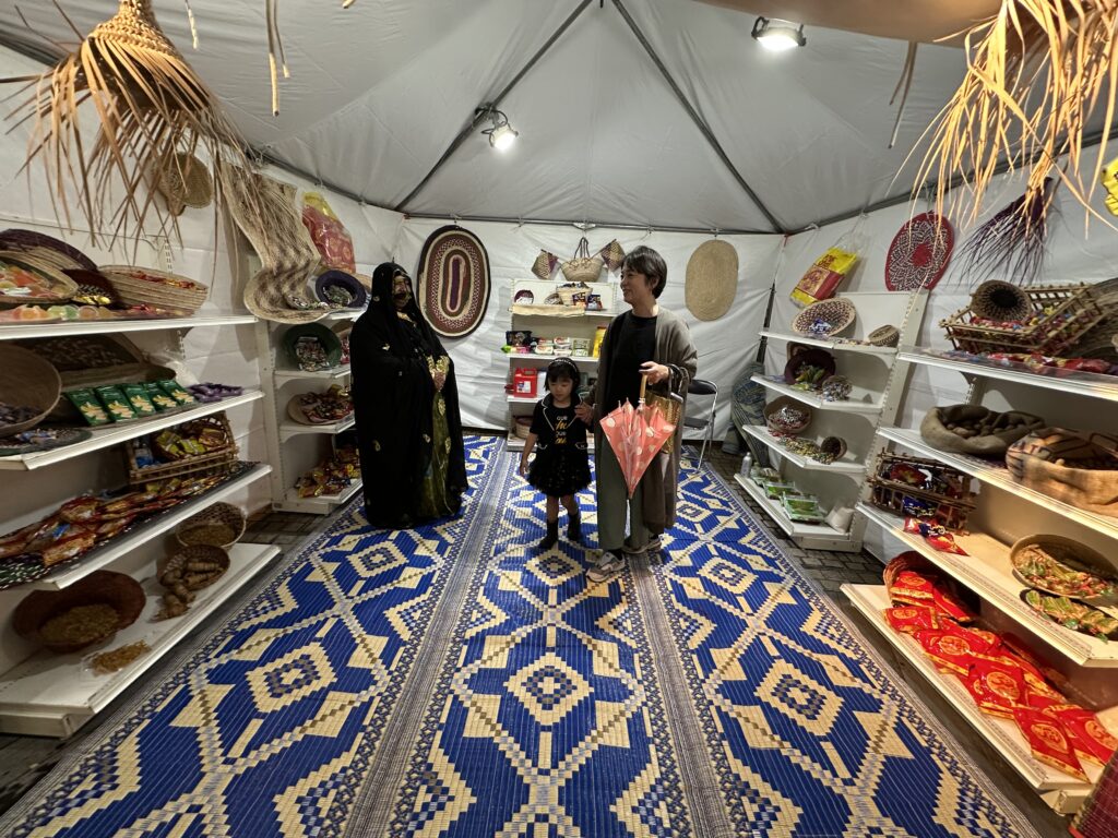 One of the unique features of the festival was a review of the virtual reality experience and the collaboration in space between the UAE and Japan. (ANJ)