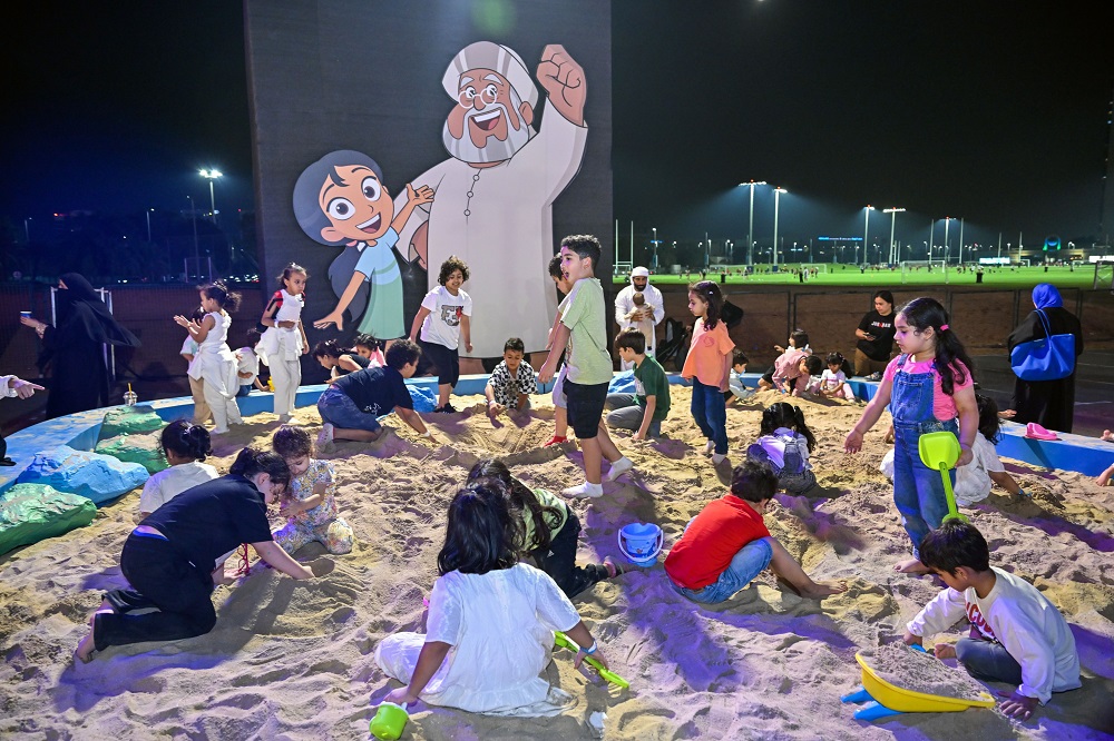 Held from 15–17 November in Abu Dhabi, the immersive event brought the world of the beloved Emirati character Mansour to life with an exciting blend of performances, workshops, and interactive attractions.