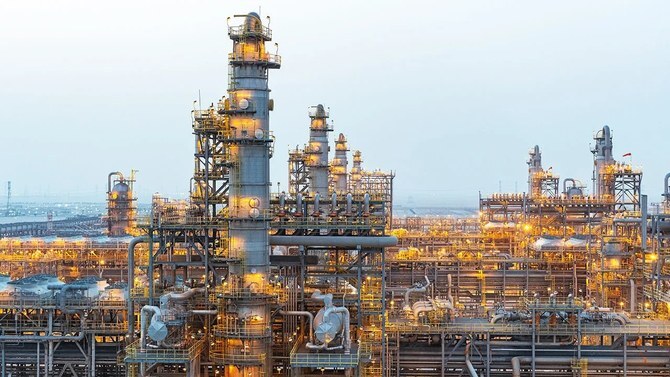 The global oil market has been under pressure in recent days, with crude oil prices falling 2.5 percent on Wednesday, ending a five-day winning streak. File photo