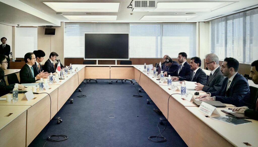 Japan and Qatar confirmed that they would further deepen cooperation with the aim of bringing stability to the region and international society. (Qatar Embassy)