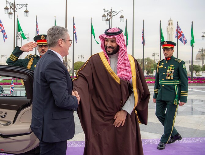 Saudi Crown Prince Mohammed bin Salman receives British Prime Minister Keir Starmer on Monday in Riyadh. (SPA)
