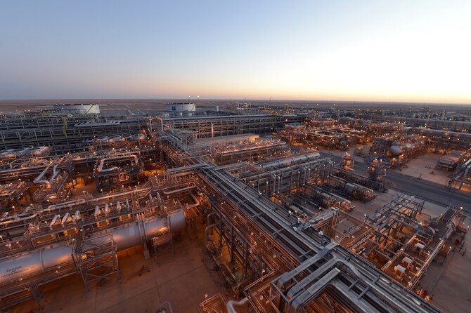The report noted a 5.91 percent drop in crude exports, which fell to 5.92 million bpd. Domestic petroleum demand also declined by 96,000 bpd year on year, reaching 2.49 million bpd. Reuters