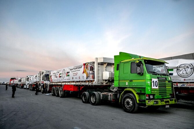 A convoy of 20 trucks carried over 200 tonnes of essential humanitarian aid. (WAM)