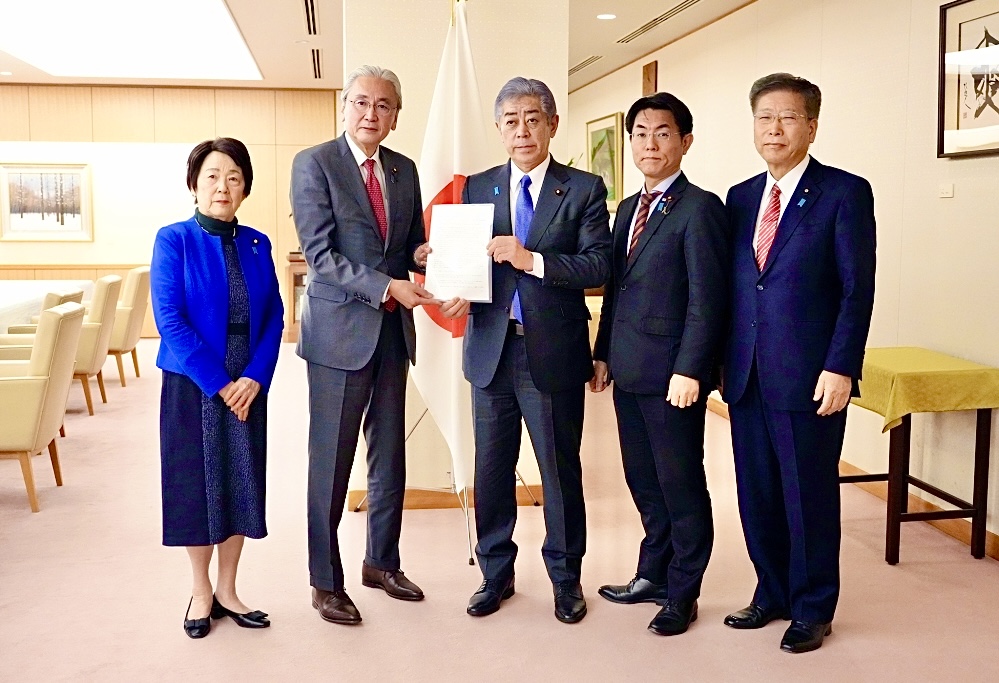Iwaya stated that Japan is concerned about this matter and the government has been regularly communicating with the Government of Thailand on the issue. (MOFA)