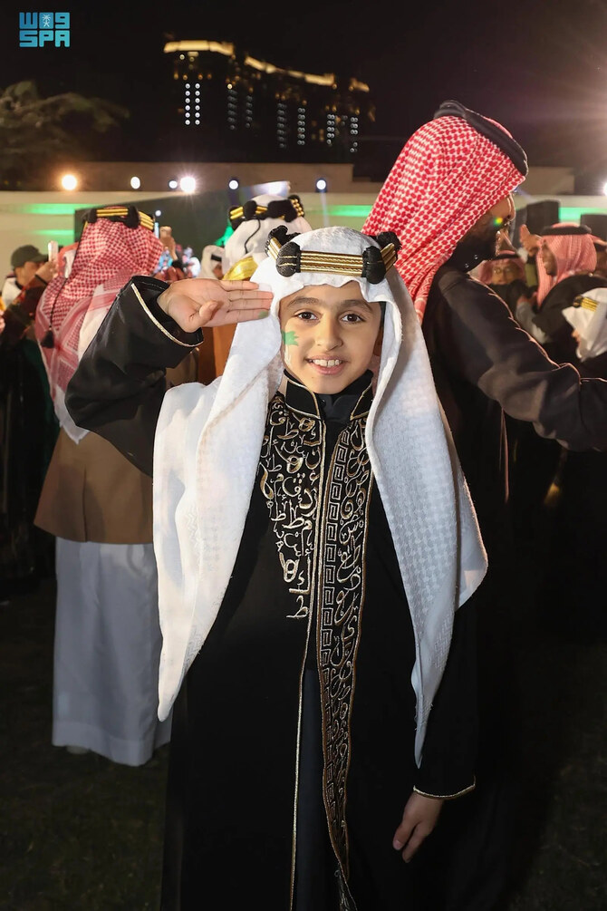 Visual presentations on the history of the Saudi state and art performances were featured at the Saudi Embassy in Cairo, Egypt. (SPA)