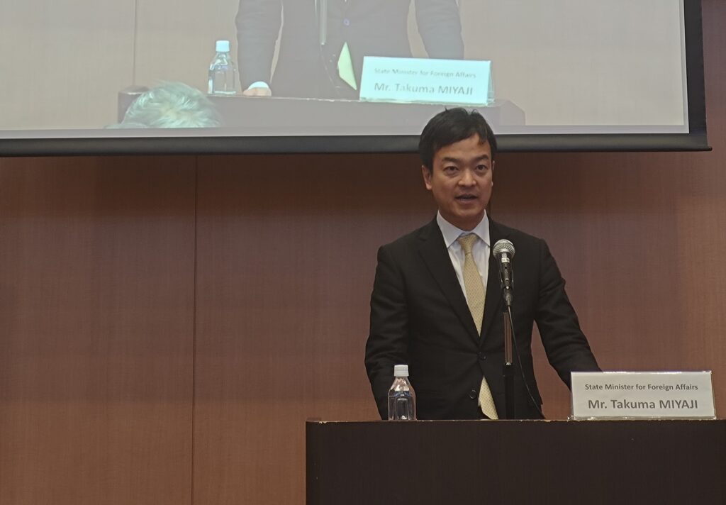 Miyaji will also have discussions with Omani government dignitaries and government officials from other countries. (MOFA)