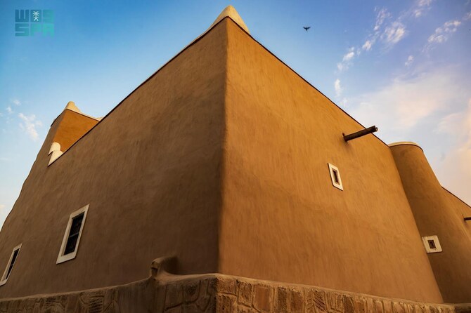 Saudi craftsmen revive a centuries-old landmark using traditional techniques in crown prince’s nationwide initiative. (SPA)