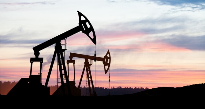 Brent futures were trading up 39 cents, or 0.56 percent, at $69.69 a barrel by 7:16 a.m. Saudi time. Shutterstock