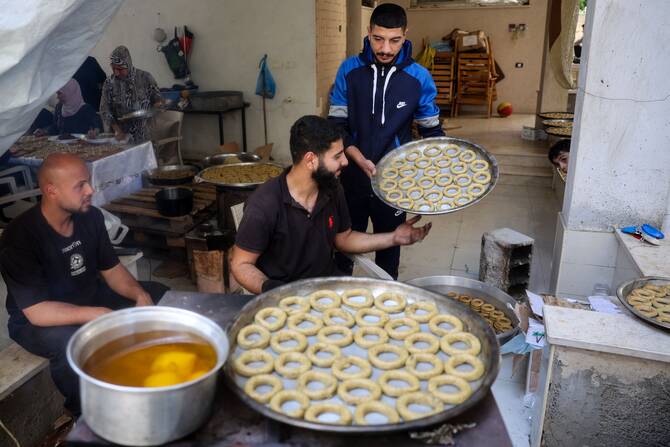 The UN’s World Food Programme warned Thursday it had only two weeks’ worth of food left in Gaza, where “hundreds of thousands of people” are at risk of severe hunger and malnutrition. (AFP)