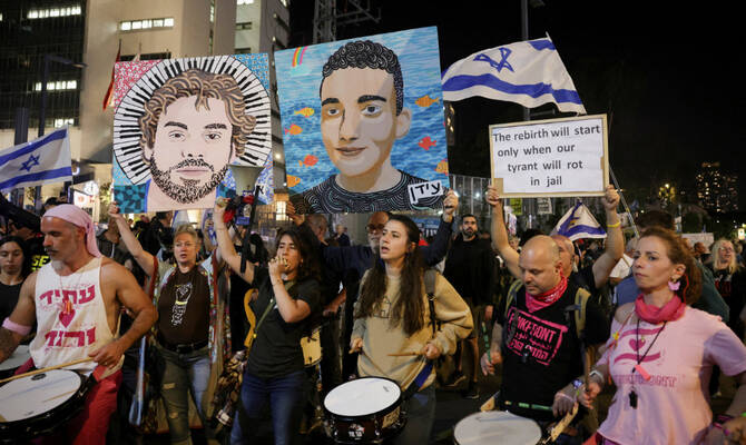 Supporters of Israeli hostages kidnapped during the October 7, 2023 attack on Israel by Hamas play drums during a protest against Israeli government and Prime Minister Benjamin Netanyahu and to demand the release of all hostages, in Tel Aviv, Israel. (Reuters/File)