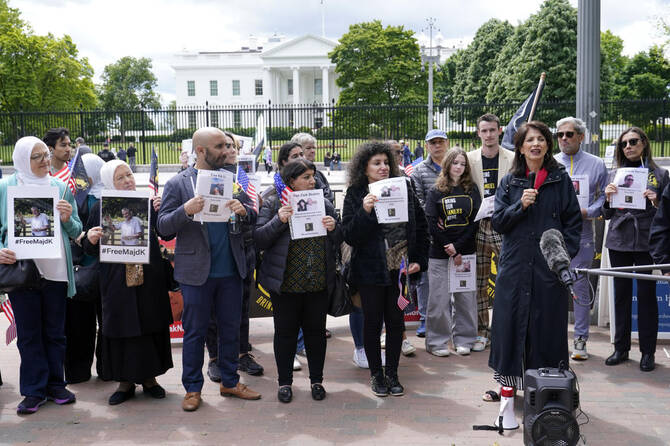 FILE - Diane Foley, right, mother of James Foley, who was kidnapped and beheaded by Daesh militants in 2014 while reporting on the conflict in Syria, speaks outside the White House in Washington, Wednesday, May 3, 2023, asking the Biden administration to help free hostages and detainees. (AP)