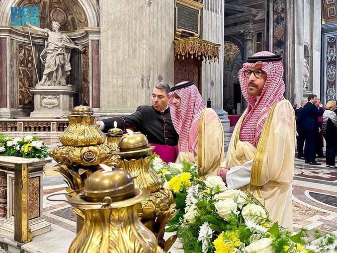 Minister of State for Foreign Affairs Adel Al-Jubeir heads Saudi Arabia’s delegation participating in the inauguration ceremony of Pope Leo XIV on Sunday. (SPA)