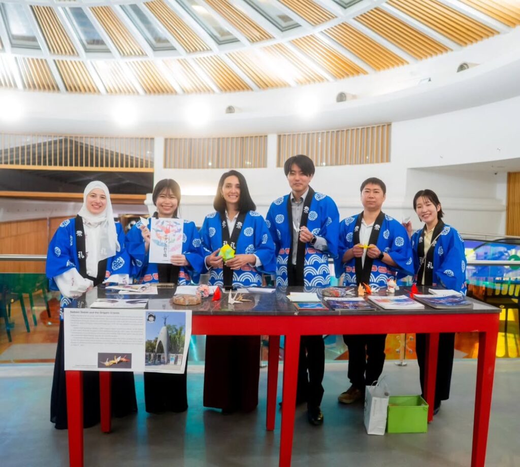 Guests made a 'Crane,' which symbolizes world peace. (Embassy of Japan in Kuwait)